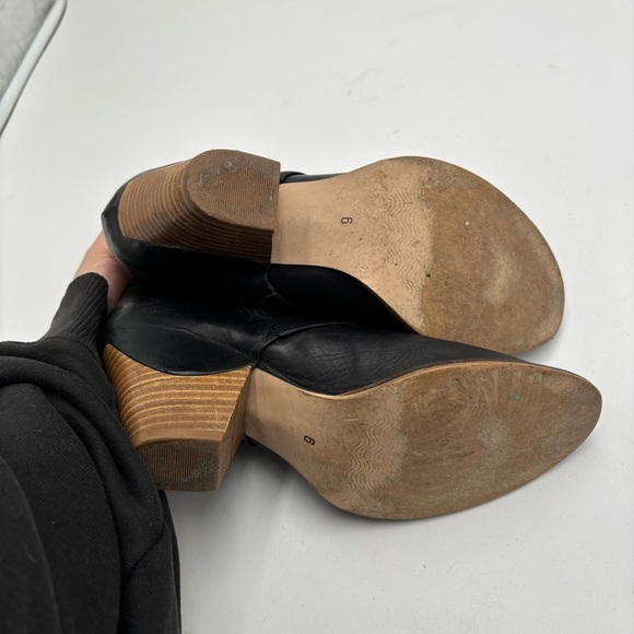 Clarks Black Leather Ankle Booties - Picture 4 of 10